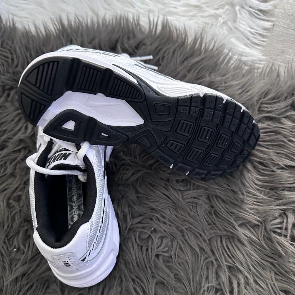 Nike Initiator - Picture 8 of 12